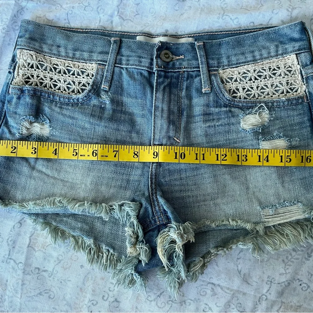 Hollister vintage‎ Blue Jean Shorts Distressed Cut-Off Style